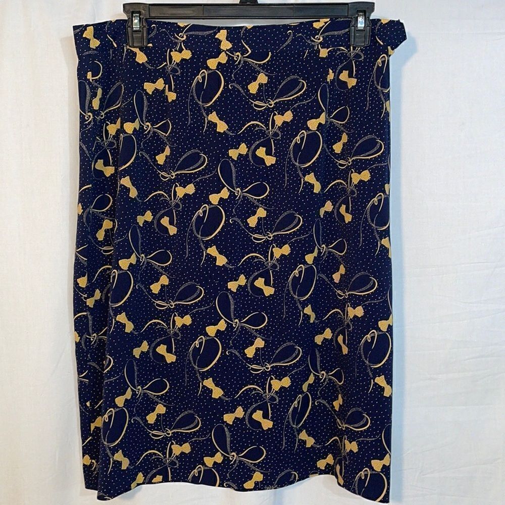 Estrada mid Length skirt 100% Polyester